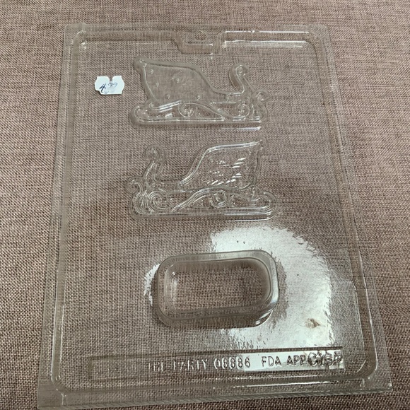 Huge Selection of Chocolate Molds - Picture 2 of 8